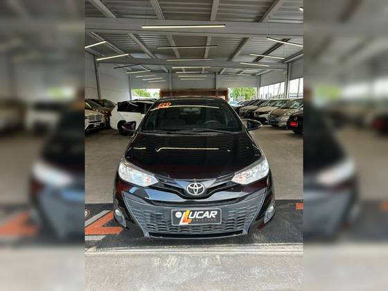TOYOTA YARIS 1.3 16V FLEX XL LIVE MULTIDRIVE TOYOTA YARIS 1.3 16V FLEX XL LIVE MULTIDRIVE